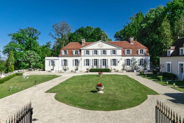 Vente Château Chablis 20 Pièces 759 m²