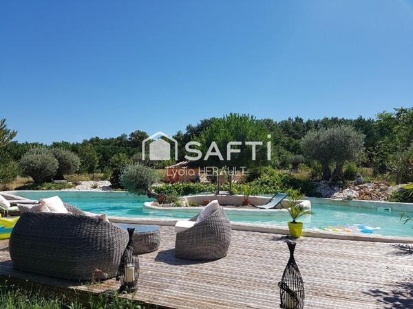Propriété rare avec piscine, volumes et nature