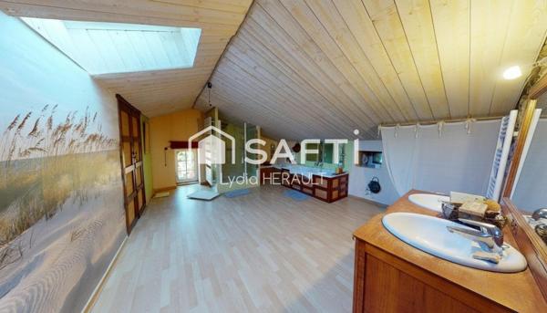 Propriété rare avec piscine, volumes et nature
