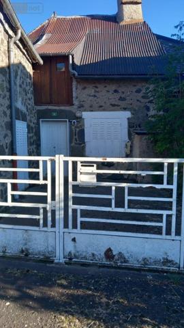 Maison à vendre à Ségur-les-Villas dans le Cantal (15300), ref : FG/2411