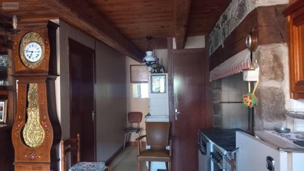 Maison à vendre à Ségur-les-Villas dans le Cantal (15300), ref : FG/2411