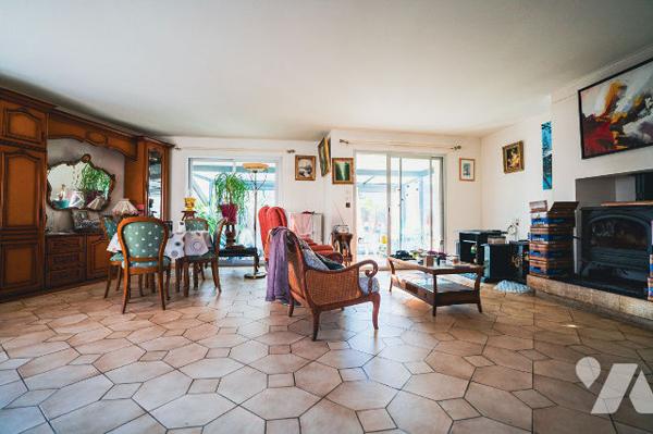 Maison Chartres De Bretagne 7 pièce(s) 151 m2