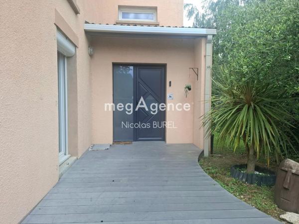 Maison à LAVAL, 53000 - 6 pièces 128m²