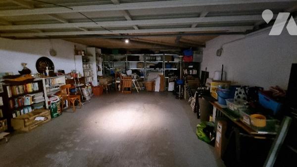 EXCLUSIVITE - APPARTEMENT 3 chambres avec place de parking cave et ascenseur