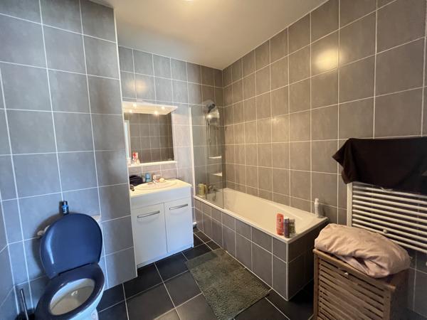 Appartement
                                                                                                                                                                                                                                                                                                                        3 pièce(s)                                                                                                                                                                                                          2 chambre(s)                                                                                                                                                                                                          68.95  m²