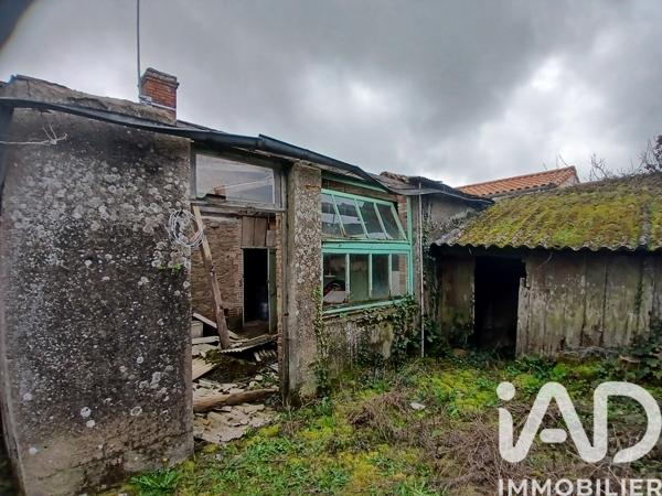 Maison à vendre 4 pièces 87 m² Saint-Pierre-des-Échaubrognes