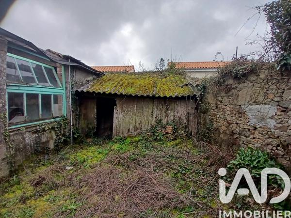 Maison à vendre 4 pièces 87 m² Saint-Pierre-des-Échaubrognes