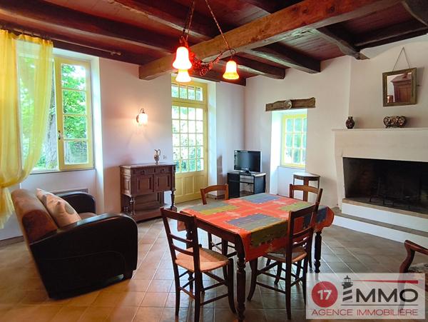 Maison de charme Thaire 3 pièce(s) 80 m2