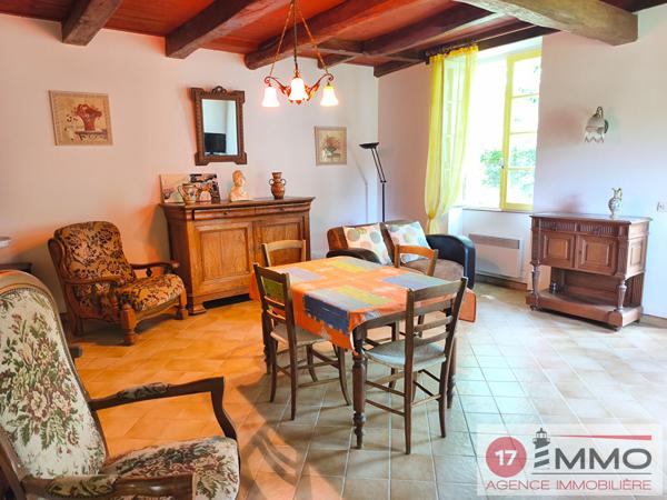 Maison de charme Thaire 3 pièce(s) 80 m2