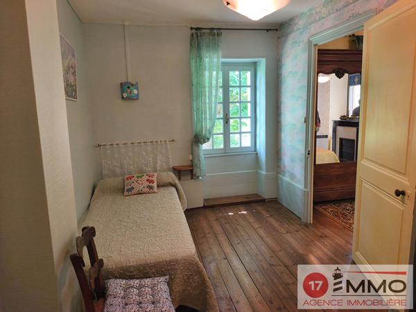 Maison de charme Thaire 3 pièce(s) 80 m2