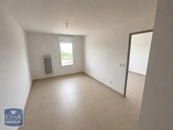 Appartement à louer 2 pièces 37.69m² Nîmes (30000)