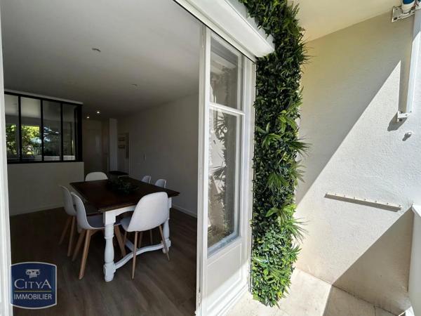 Appartement à louer 4 pièces 81.45m² Cannes (06400)