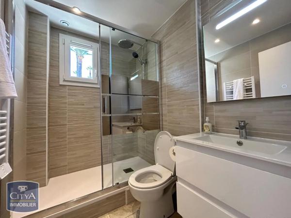 Appartement à louer 4 pièces 81.45m² Cannes (06400)