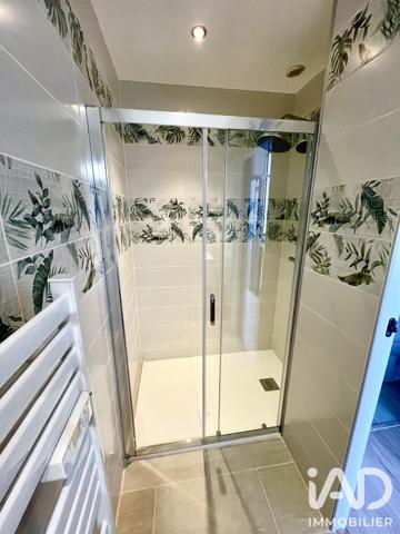 Maison à vendre 9 pièces 198 m² Lathus-Saint-Rémy