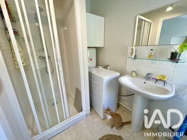 Maison à vendre 9 pièces 198 m² Lathus-Saint-Rémy