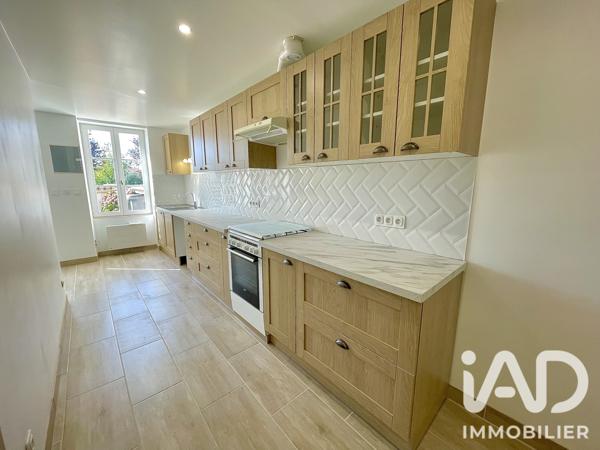 Maison à vendre 9 pièces 198 m² Lathus-Saint-Rémy