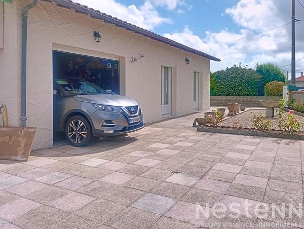 Maison de plain-pied à vendre à Saujon dans un quartier calme - Confort et tranquillité assurés à quelques minutes du centre ville.