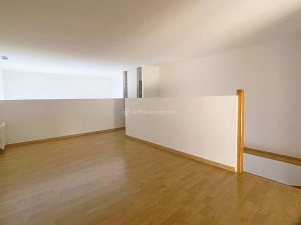 Location                                                      Appartement
                        
                     2 pièces                      43 m2                     à Albi
