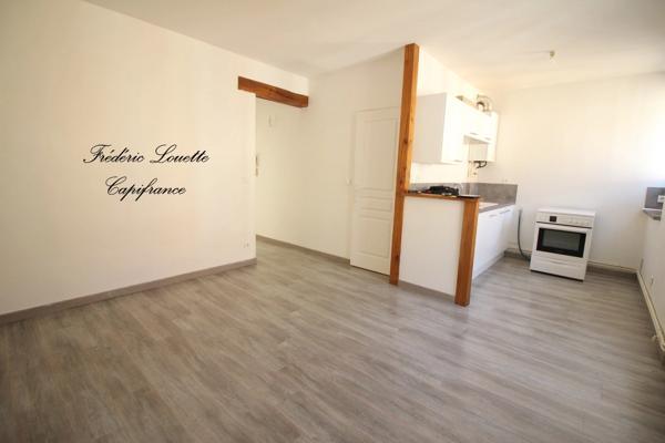 Dpt Marne (51), à louer EPERNAY appartement T2 de 38 m²