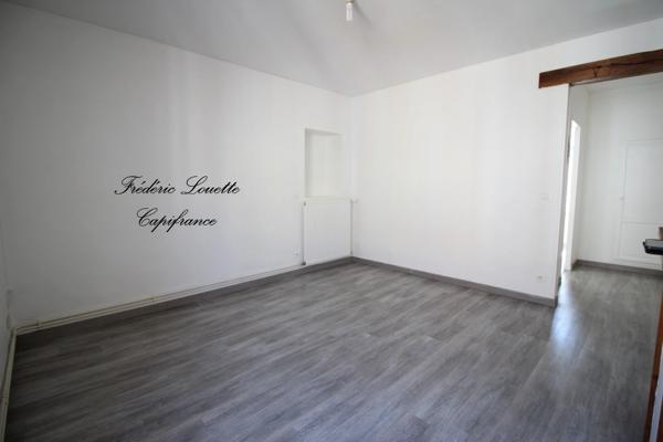 Dpt Marne (51), à louer EPERNAY appartement T2 de 38 m²