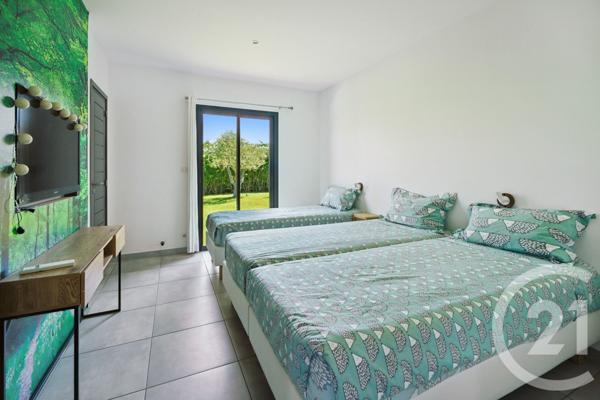 Maison à vendre  5 pièces - 184,20 m2 COGOLIN - 83