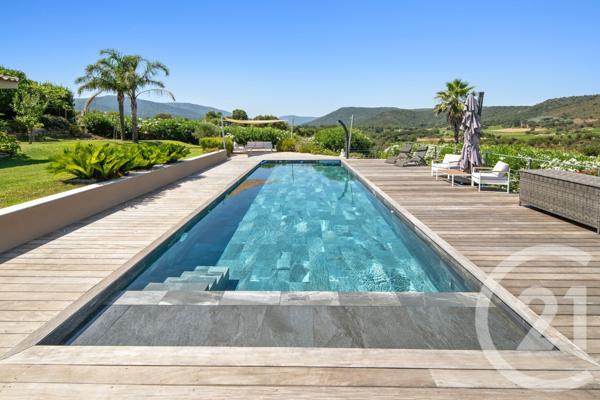 Maison à vendre  5 pièces - 184,20 m2 COGOLIN - 83