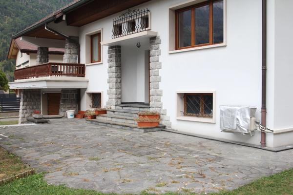 A VENDRE Appartement 3 pièces, garage , caves, jardin, terrasse parfait état MAGLAND (74)