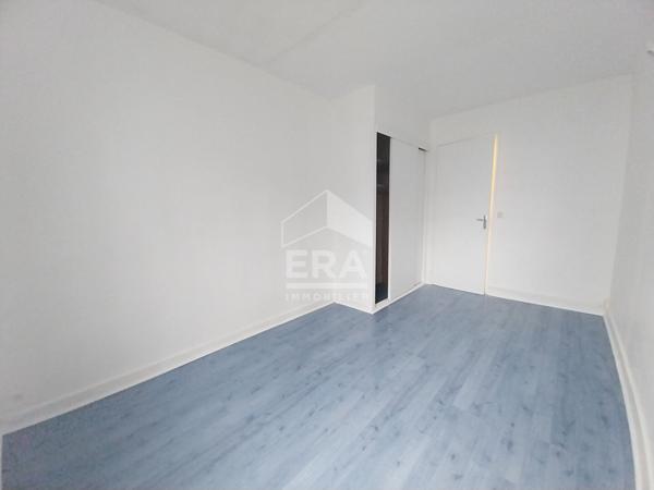 APPARTEMENT A VENDRE T3 - BLOIS - 2 CHBS, ENTIEREMENT RENOVE, PARKING et PARC COMMUNS