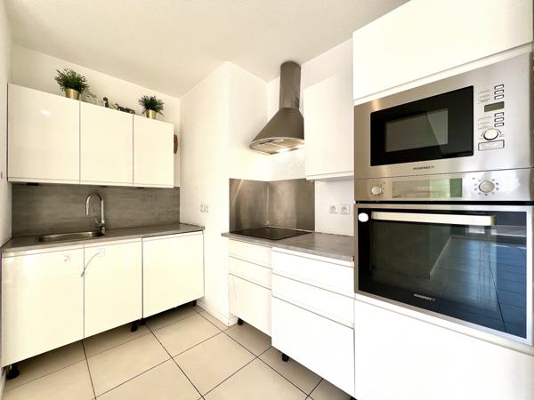 Marseille (13013) 13013 MARSEILLE - Les Olives - Appartement 3 pièces, grande terrasse et parking double privé.