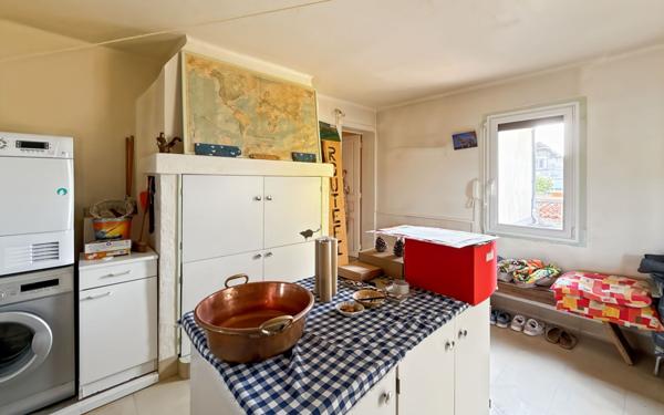 Maison à vendre    9 pièces • 224 m2 Périgueux