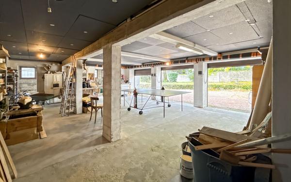 Maison à vendre    9 pièces • 224 m2 Périgueux