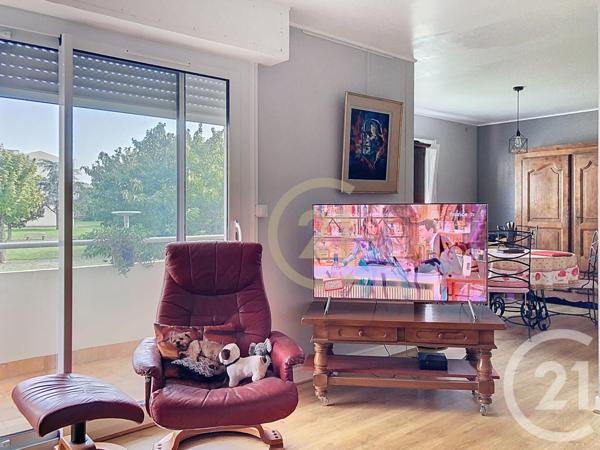 Appartement F4 à vendre  5 pièces - 90 m2 ROCHEFORT - 17