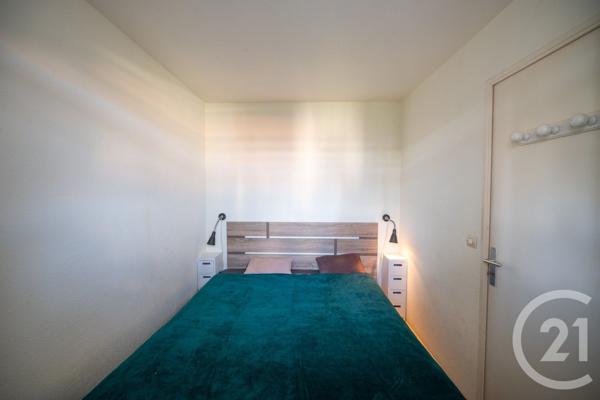 Appartement T2 à vendre  2 pièces - 26,60 m2 LE LAVANDOU - 83