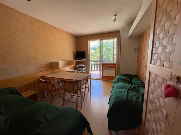 Appartement à vendre 1 pièces (05)