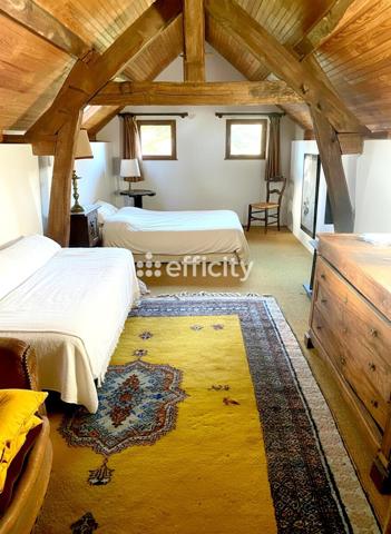 Maison 9 pièces - 230 m²