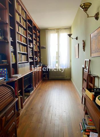 Maison 9 pièces - 230 m²