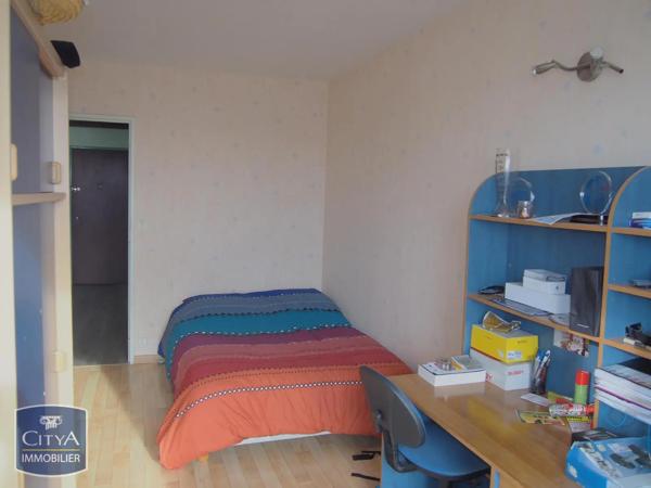 Appartement à louer 2 pièces 48.42m² Angers (49000)