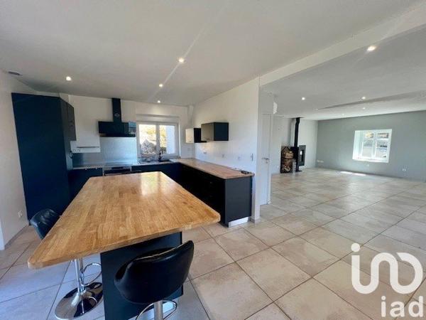 Maison à vendre 5 pièces 132 m² Ussac