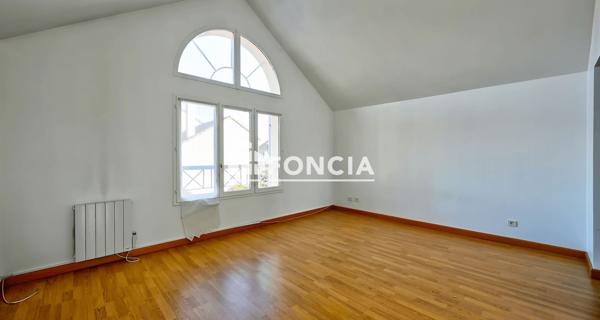 À vendre Maison 6 pièces 147.69 m² - Montigny-le-bretonneux 78180