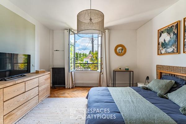 Maison de charme rénovée avec dépendance et jardin au coeur du village
