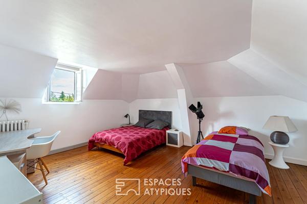 Maison de charme rénovée avec dépendance et jardin au coeur du village