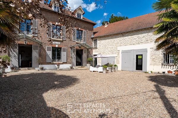 Maison de charme rénovée avec dépendance et jardin au coeur du village