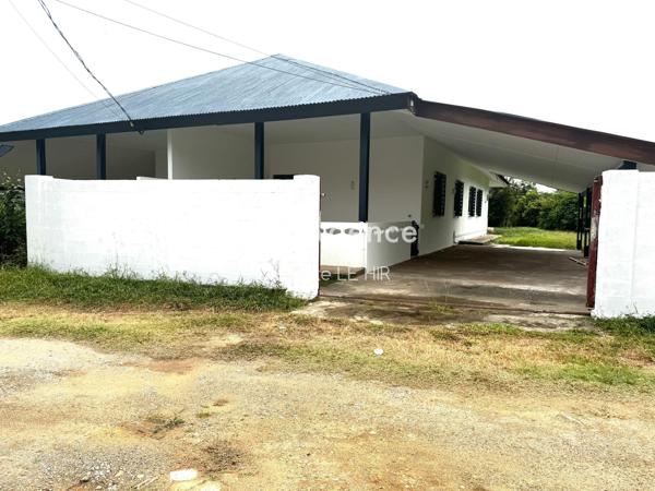 Maison à MACOURIA, 97355 - 3 pièces 84m²