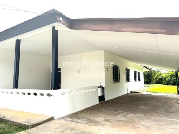 Maison à MACOURIA, 97355 - 3 pièces 84m²