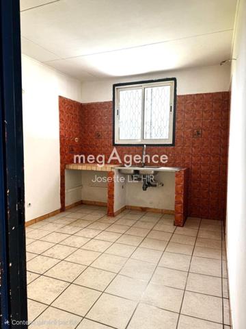 Maison à MACOURIA, 97355 - 3 pièces 84m²