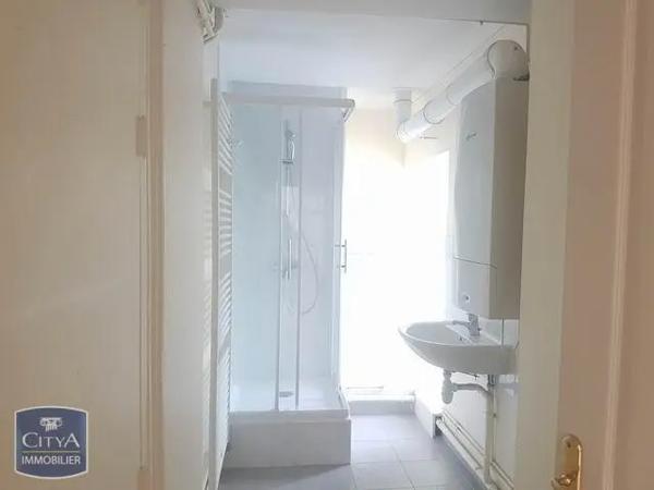 Appartement à louer 3 pièces 54.85m² Dijon (21000)