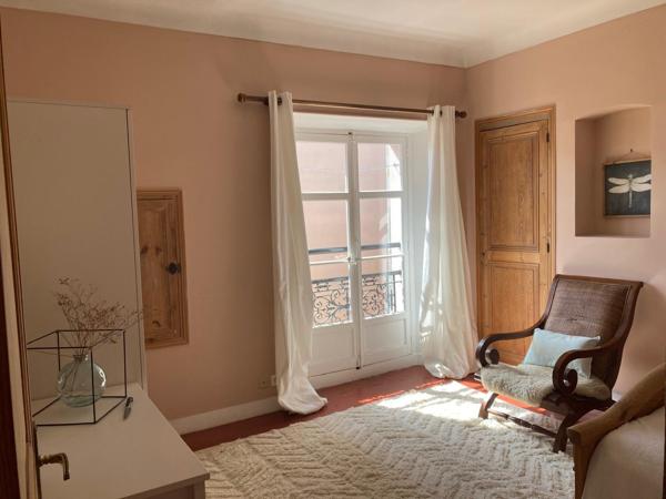 duplex au calme  centre de cannes division possible en 3 appartements