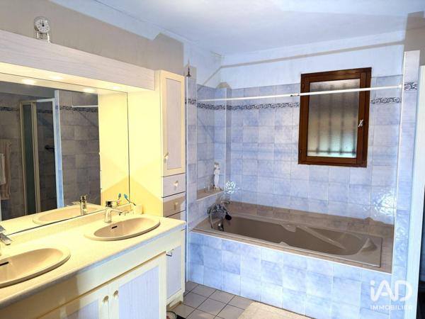 Maison à vendre 5 pièces 149 m² Pernes-les-Fontaines