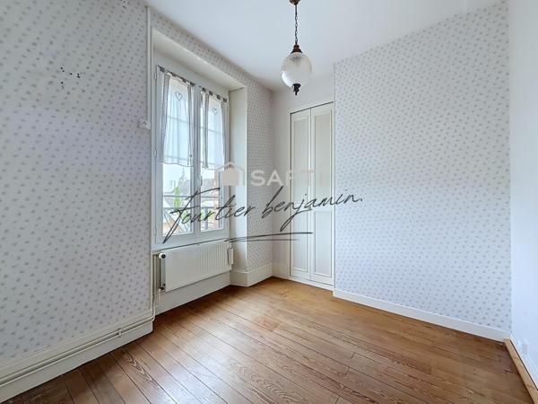 Maison de charme 6 pièces avec jardin et dépendances
