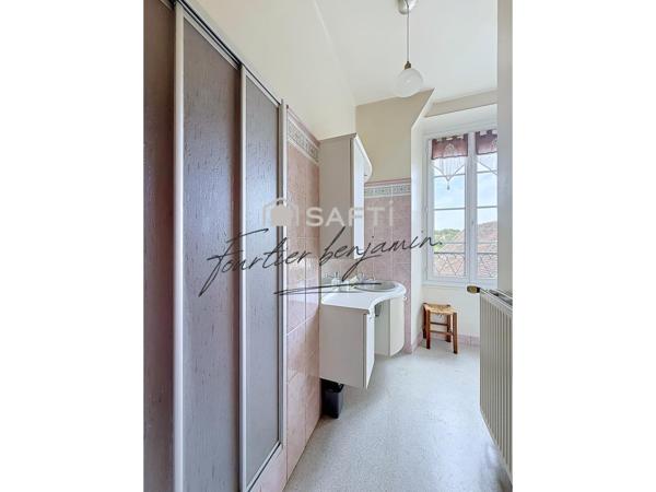 Maison de charme 6 pièces avec jardin et dépendances